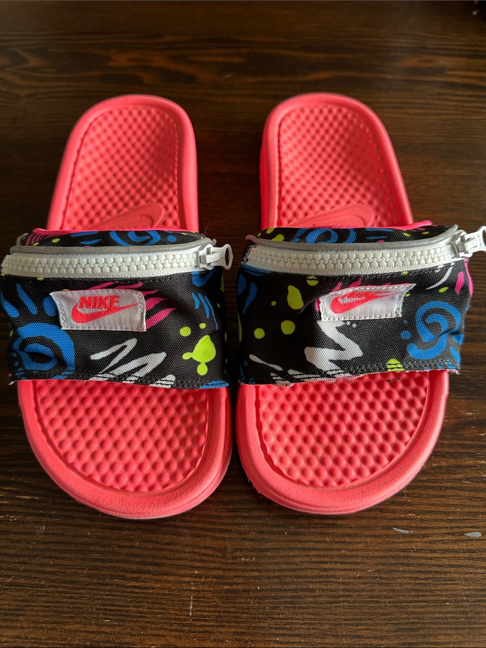 Nike Coral Pink Kids Slide Sandals with Patterned Zipper Pouch